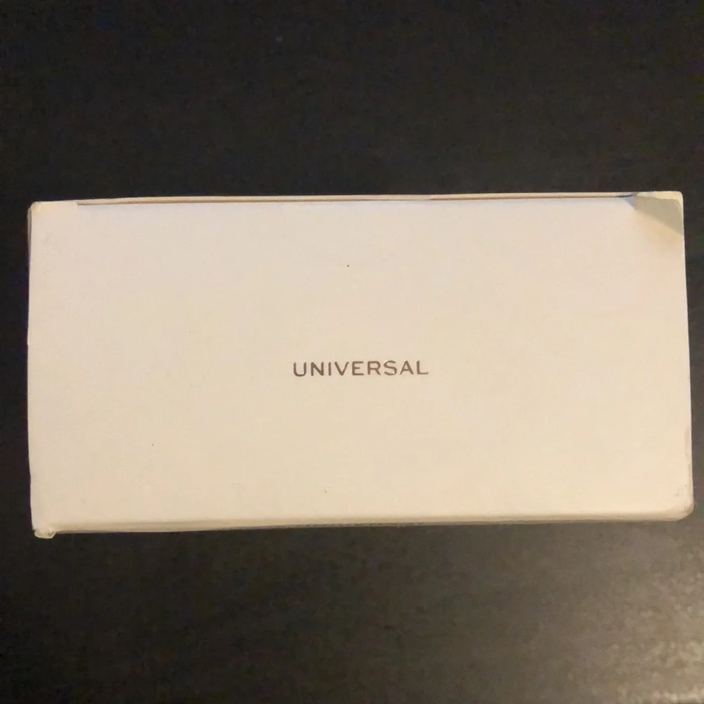 Makeup Revolution Body Matte Body/Face Setting Powder - Universal